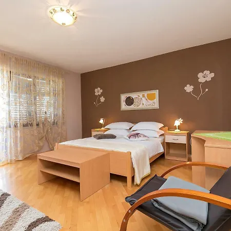 Nada Apartmán Vrsar
