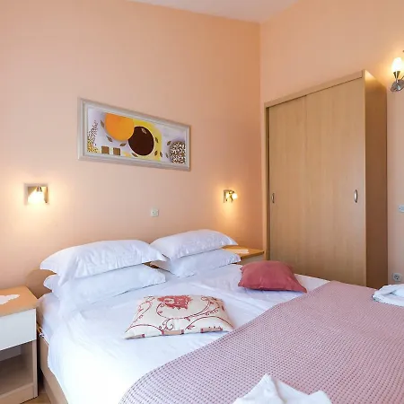 Nada Apartmán Vrsar