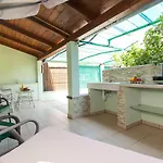 شقة Nada فيرسار